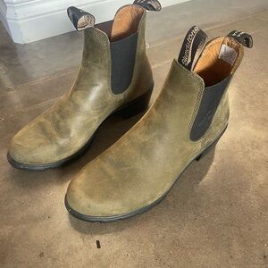Blundstone Men's Olive Leather Chelsea Boots